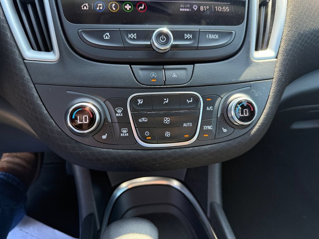 Used 2025 Chevrolet Malibu LT FWD image 17