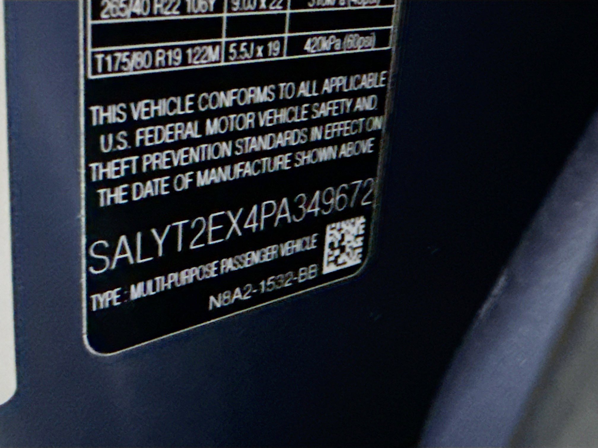 Used 2023 Land Rover Range Rover Velar R-Dynamic S image 40