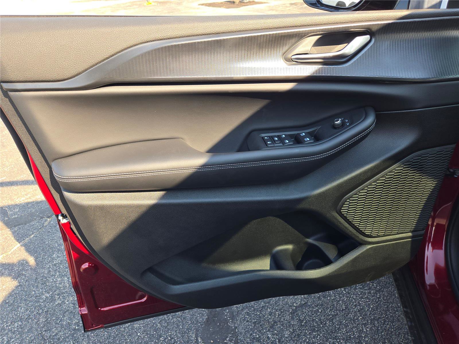 Used 2025 Jeep Grand Cherokee L Altitude image 21