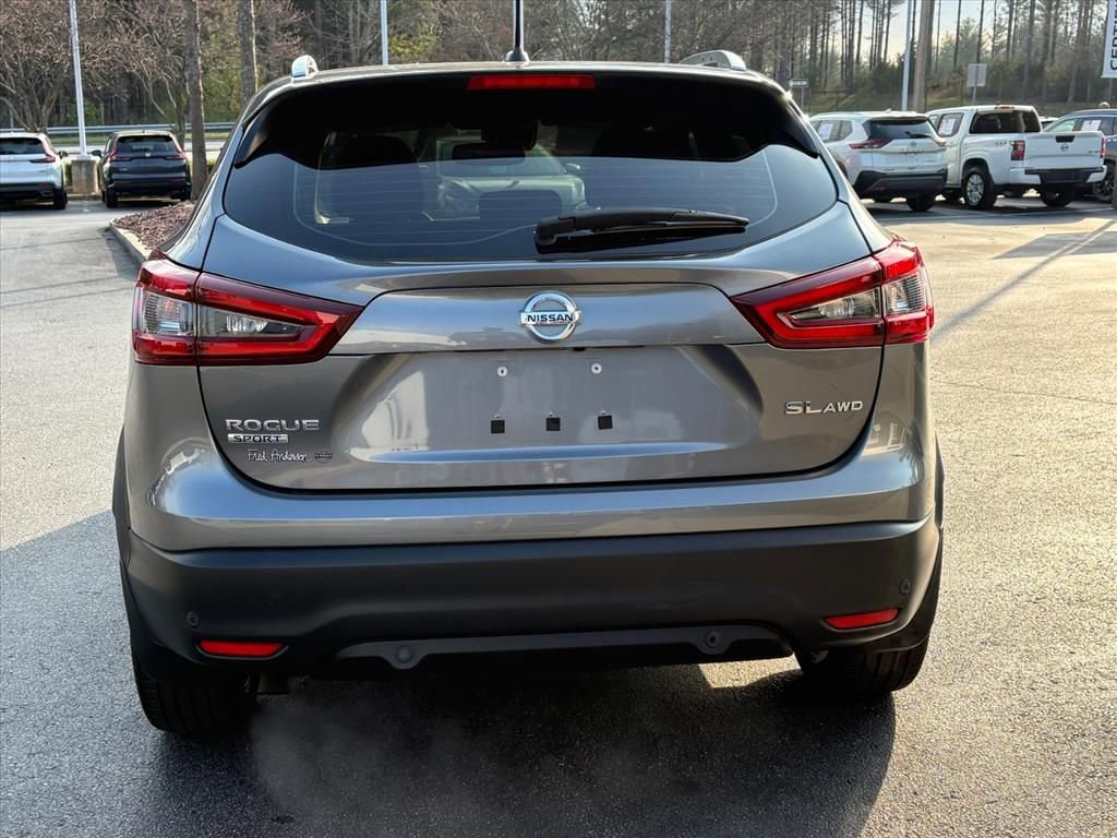 Used 2022 Nissan Rogue Sport SL w/ Premium Package image 6