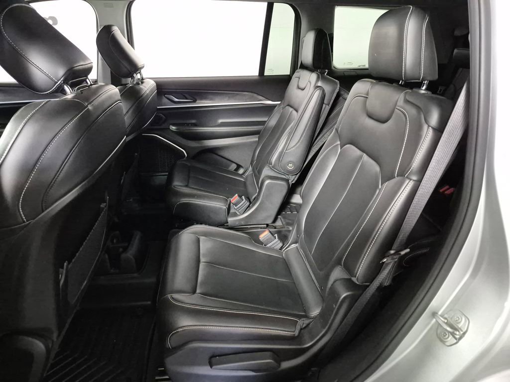 Used 2021 Jeep Grand Cherokee L Limited image 23