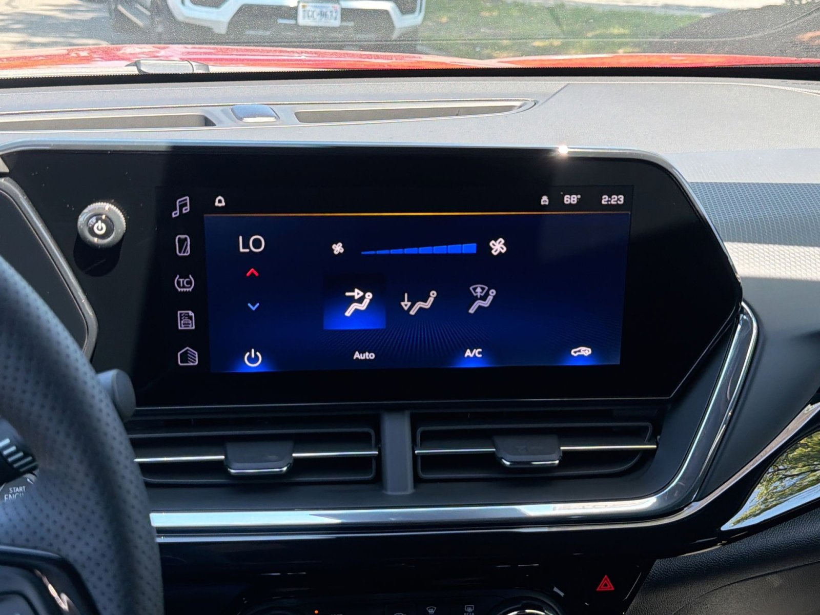 New 2026 Chevrolet Trax RS w/ Driver Confidence Package FWD image 21