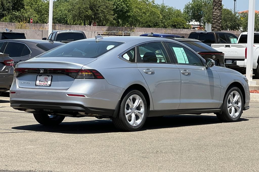 Used 2026 Honda Accord LX image 5