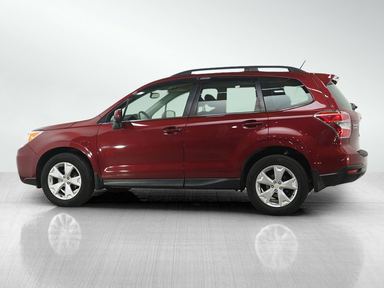 Used 2015 Subaru Forester 2.5i Limited image 2