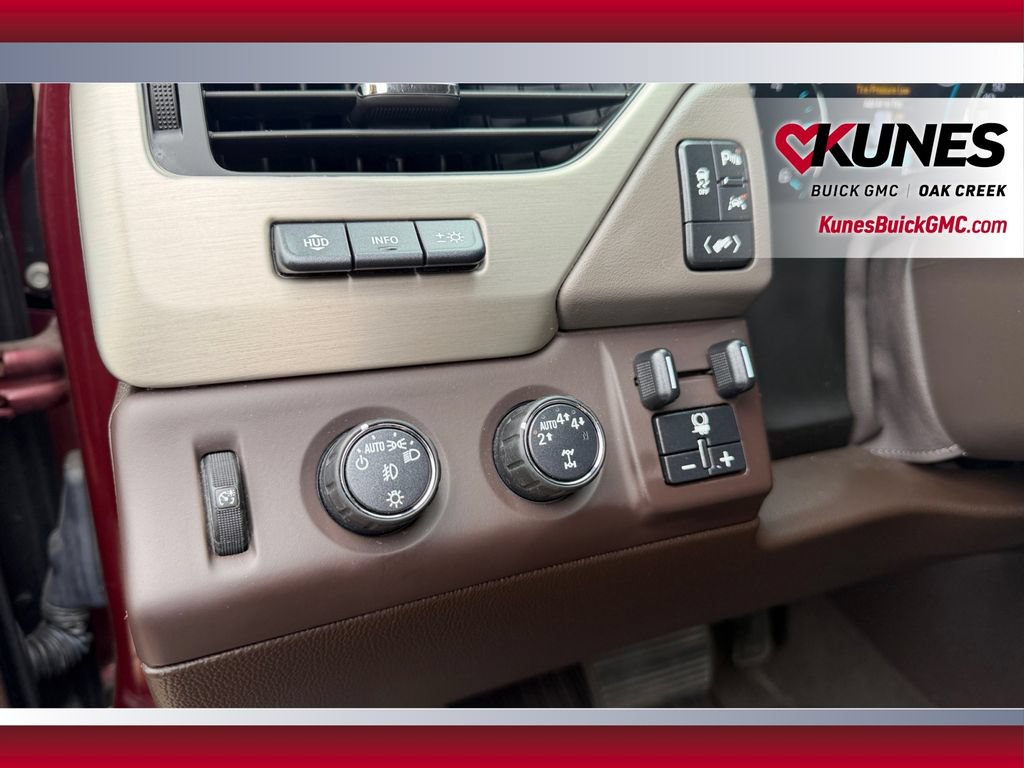 Used 2019 GMC Yukon Denali w/ Open Road Package AWD/4WD image 19