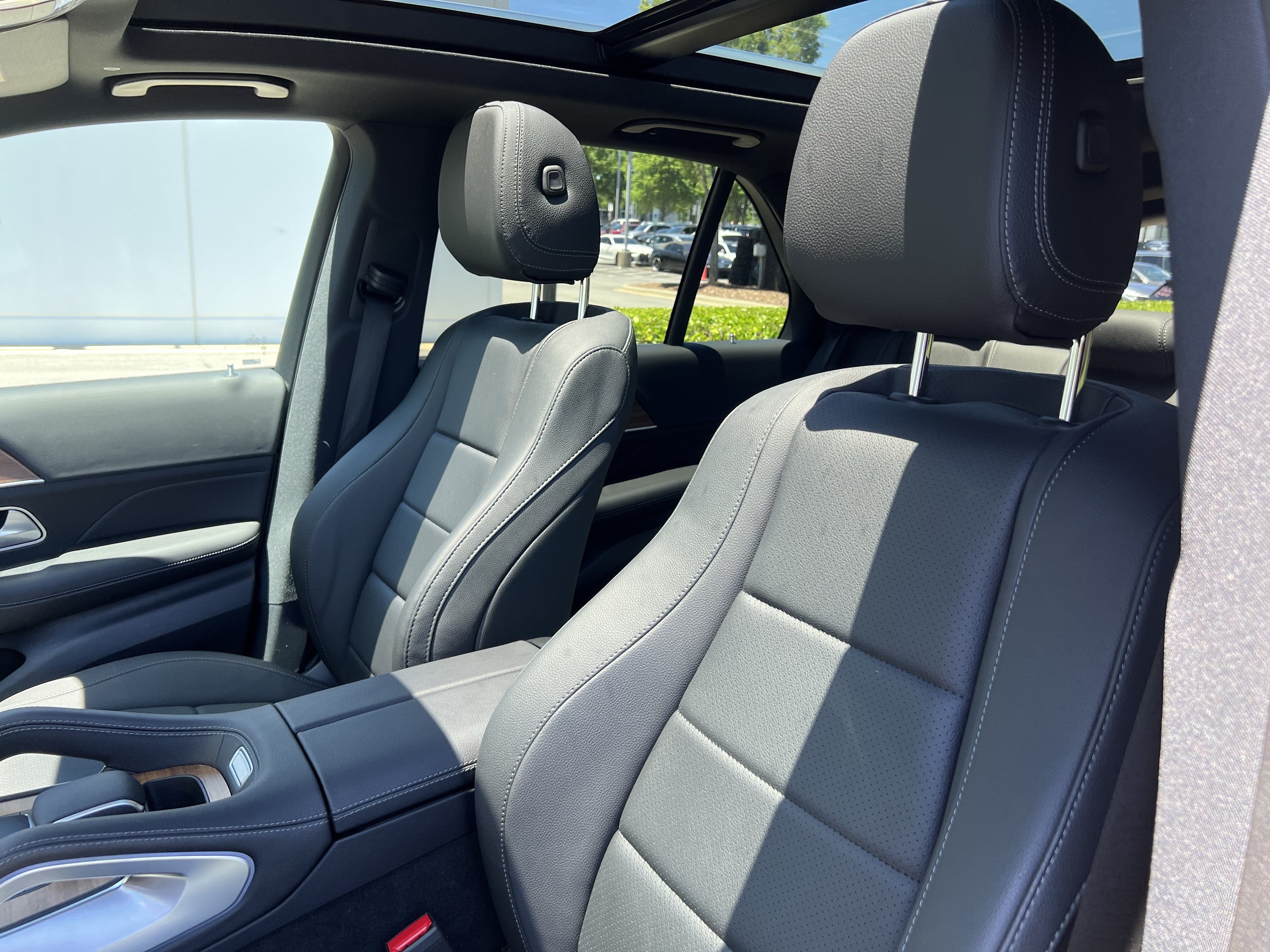Certified 2025 Mercedes-Benz GLE 350 4MATIC image 16
