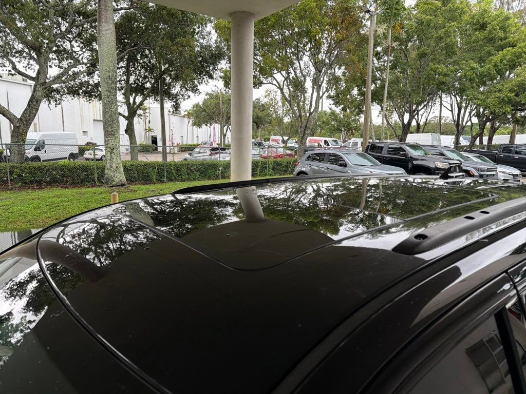 Used 2018 Jeep Grand Cherokee Trackhawk AWD/4WD image 19