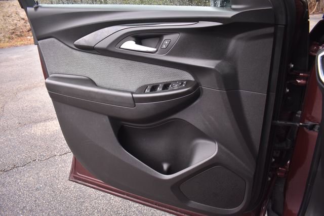 Certified 2023 Chevrolet TrailBlazer LT w/ Convenience Package image 33