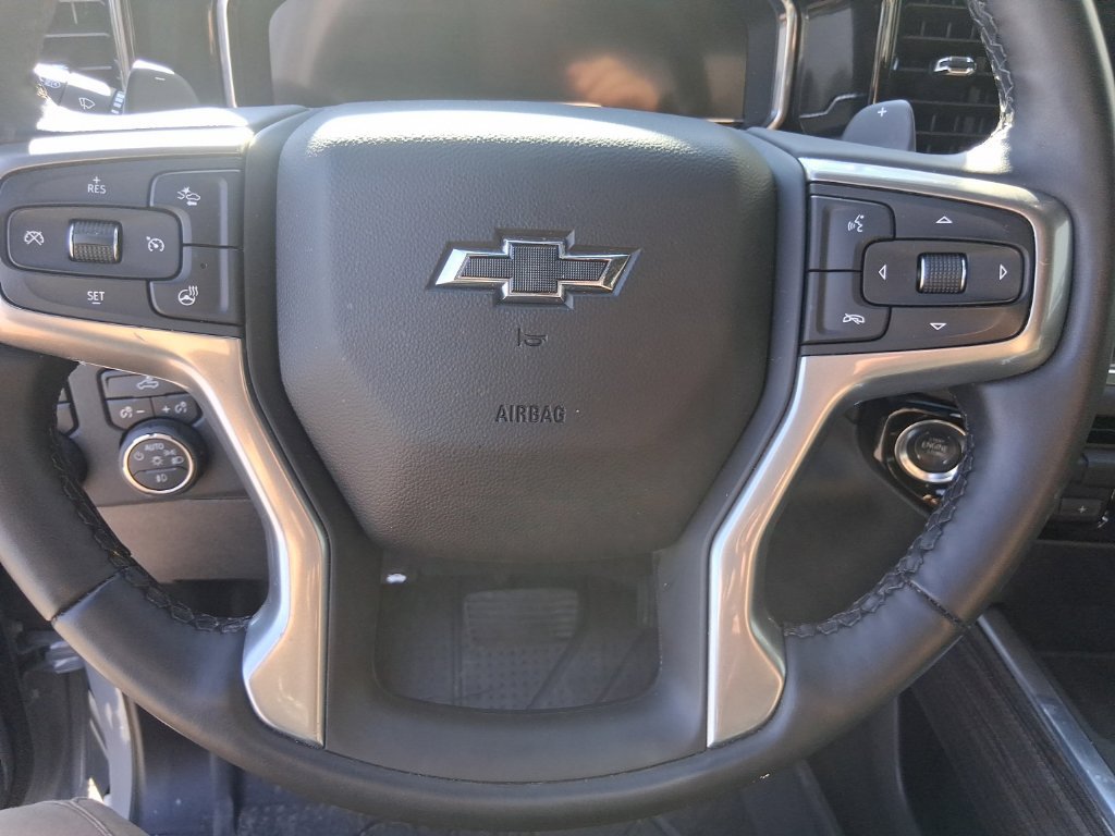 Used 2025 Chevrolet Silverado 1500 RST AWD/4WD image 15