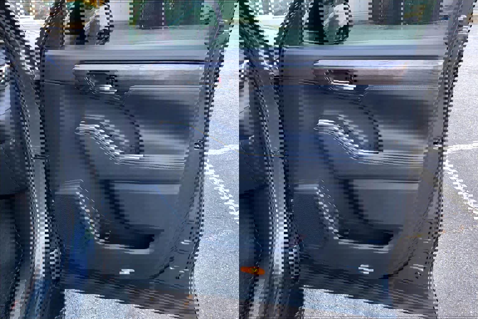 Used 2020 Toyota Highlander Limited AWD/4WD image 22