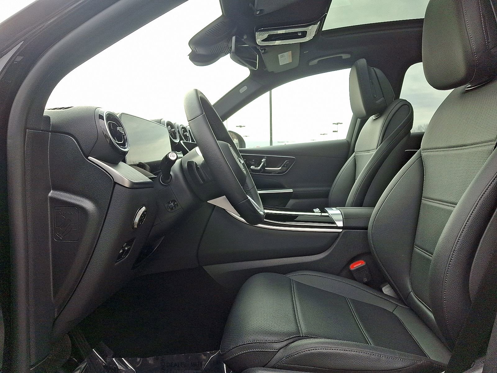 Certified 2025 Mercedes-Benz GLC 300 4MATIC image 13