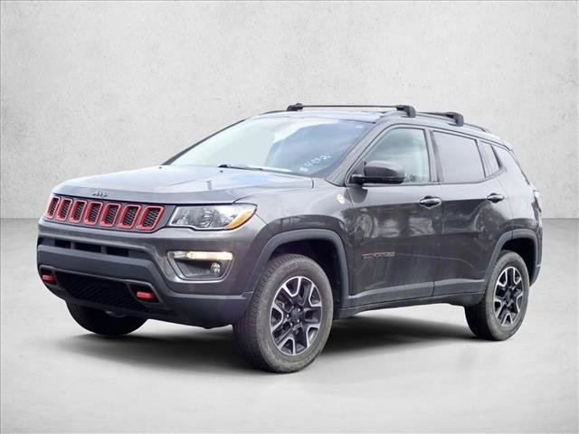Used 2020 Jeep Compass Trailhawk AWD/4WD image 11