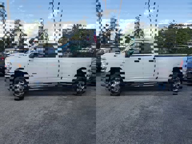 Certified 2024 RAM 3500 Big Horn image 4