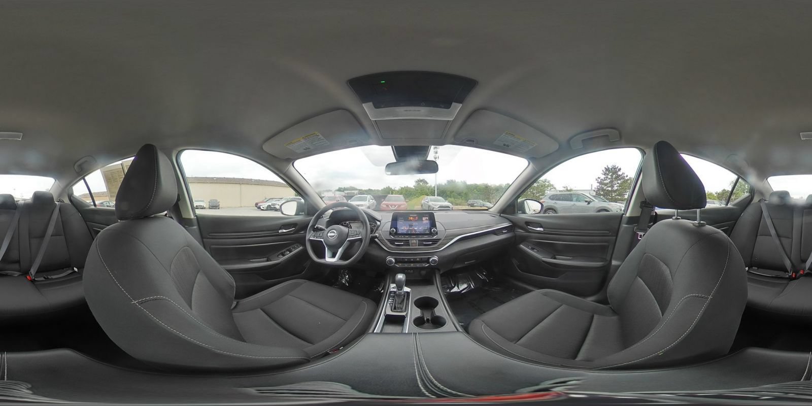 Used 2025 Nissan Altima 2.5 SV FWD image 42