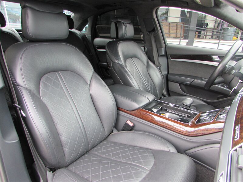 Used 2013 Audi A8 3.0T w/ Driver Assistance Pkg AWD/4WD image 32