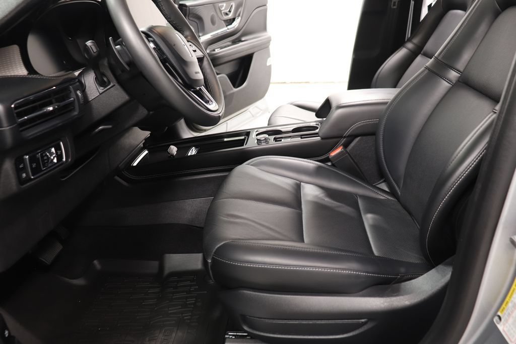Used 2024 Lincoln Corsair Grand Touring AWD/4WD image 22