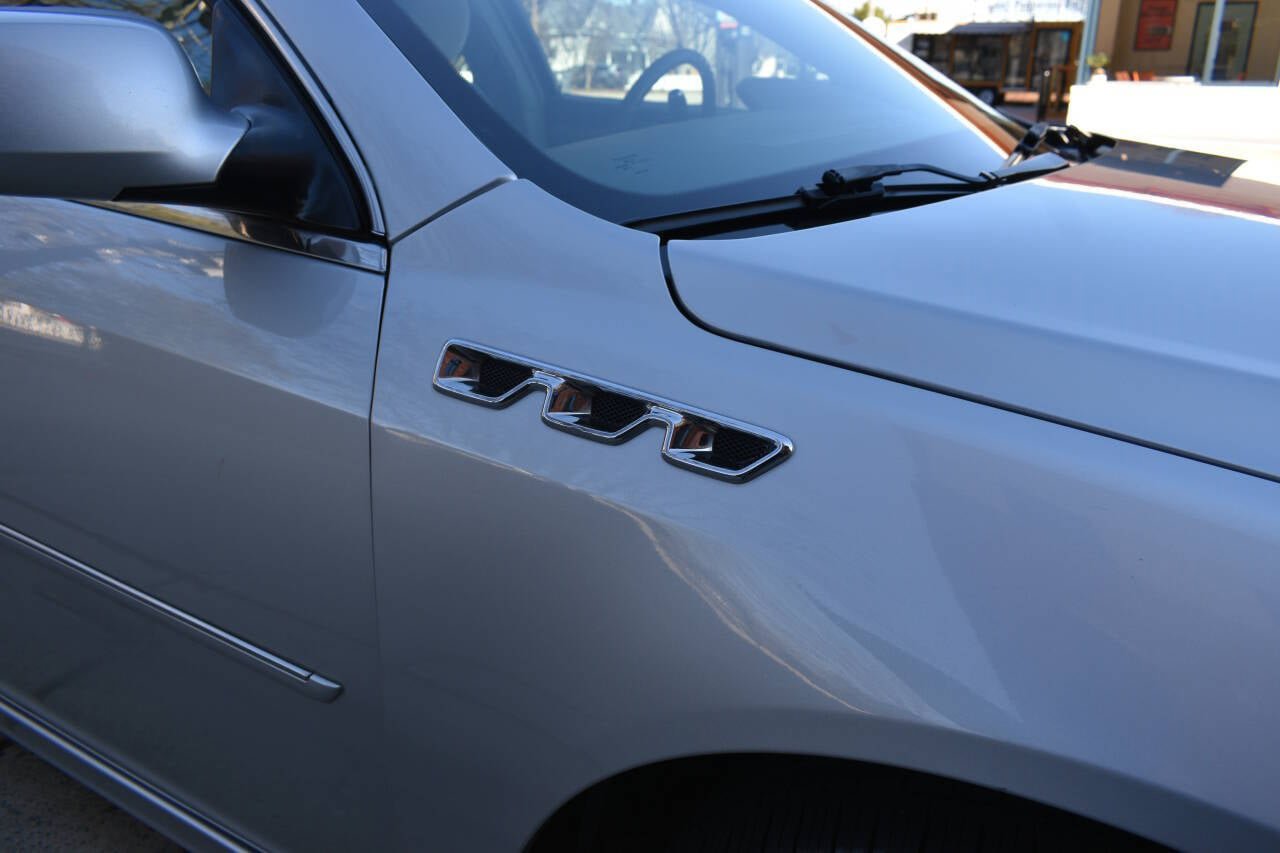 Used 2011 Buick Lucerne CX FWD image 34