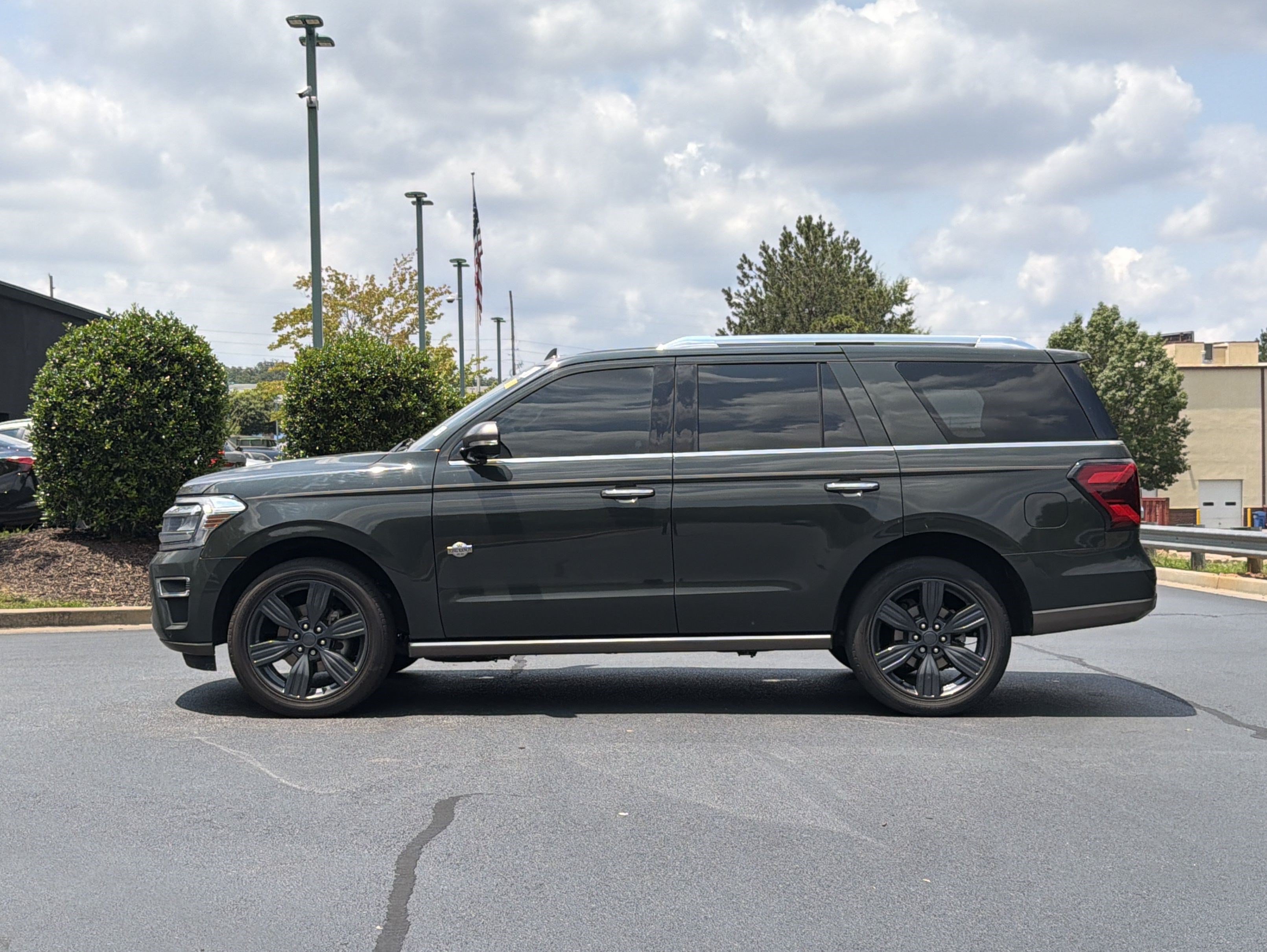Used 2023 Ford Expedition King Ranch AWD/4WD image 13
