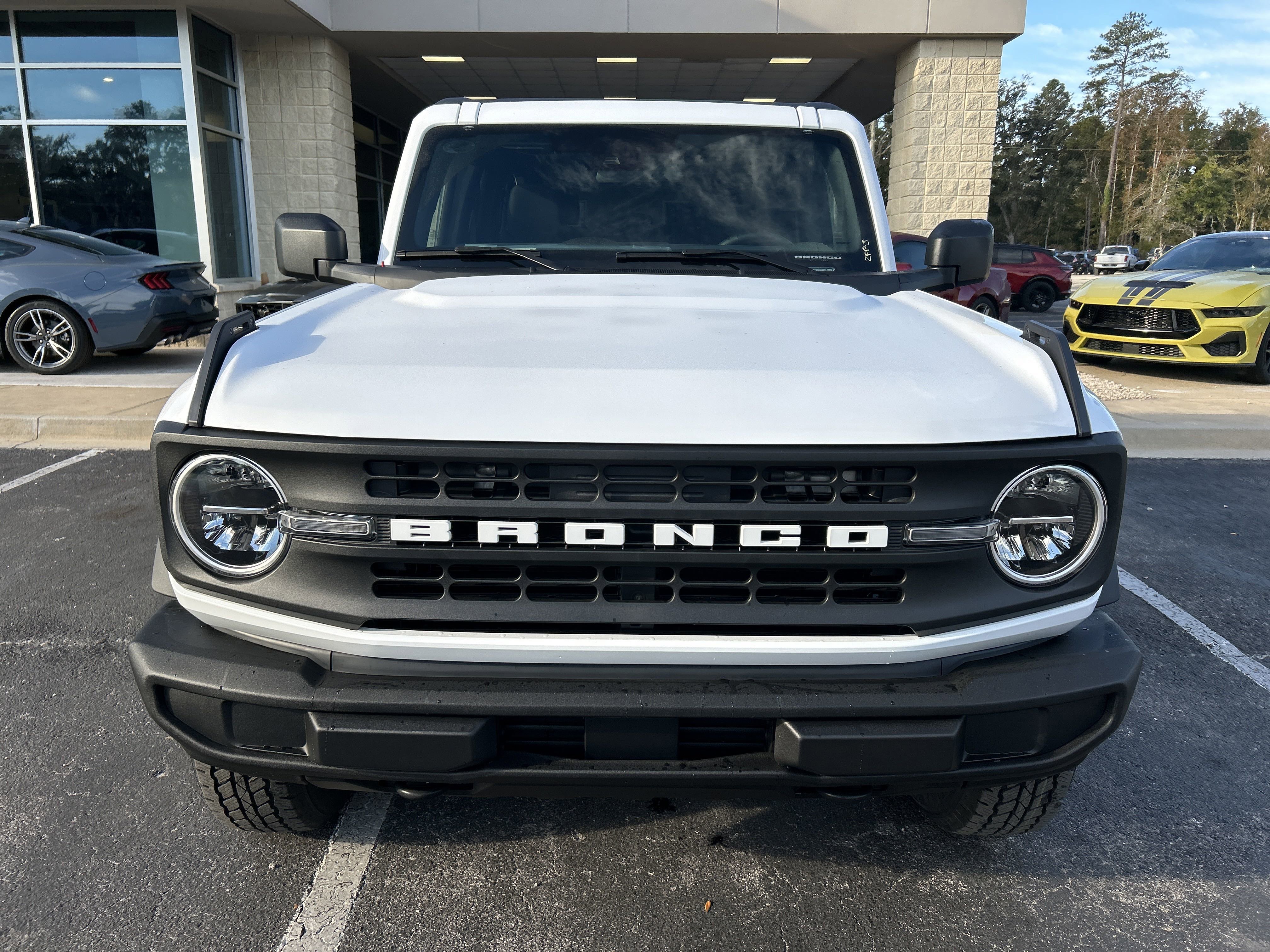 New 2025 Ford Bronco Big Bend image 2