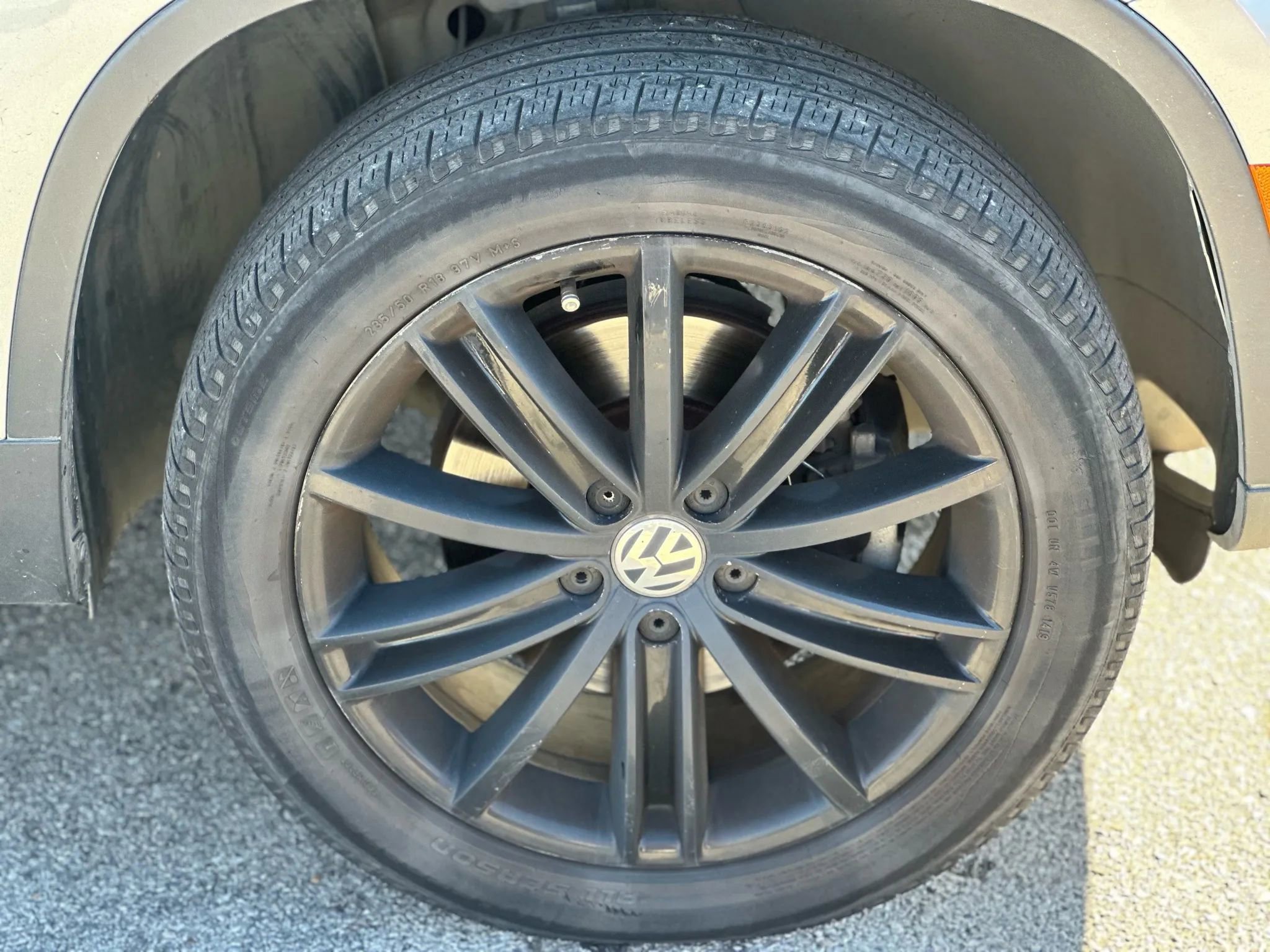 Used 2013 Volkswagen Tiguan SE AWD/4WD image 27