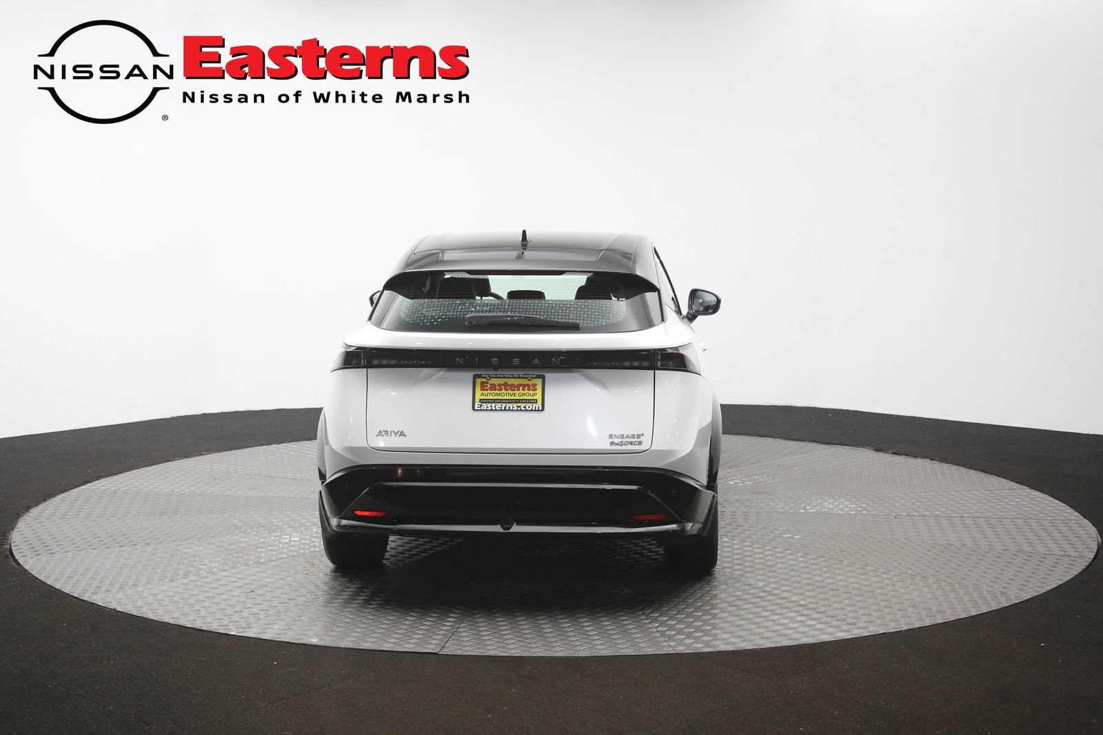 Used 2024 Nissan Ariya AWD image 35