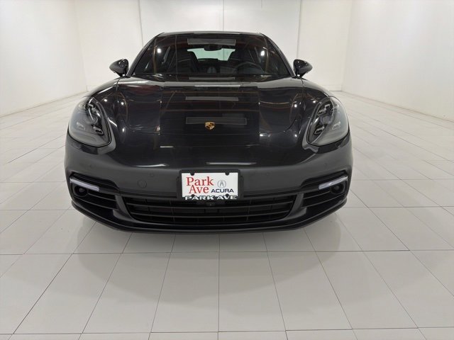 Used 2018 Porsche Panamera 4 image 8