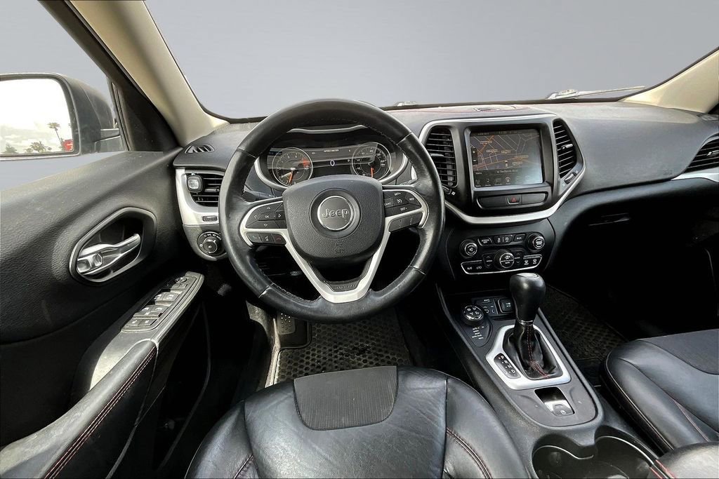 Used 2016 Jeep Cherokee Trailhawk w/ Comfort/Convenience Group image 5