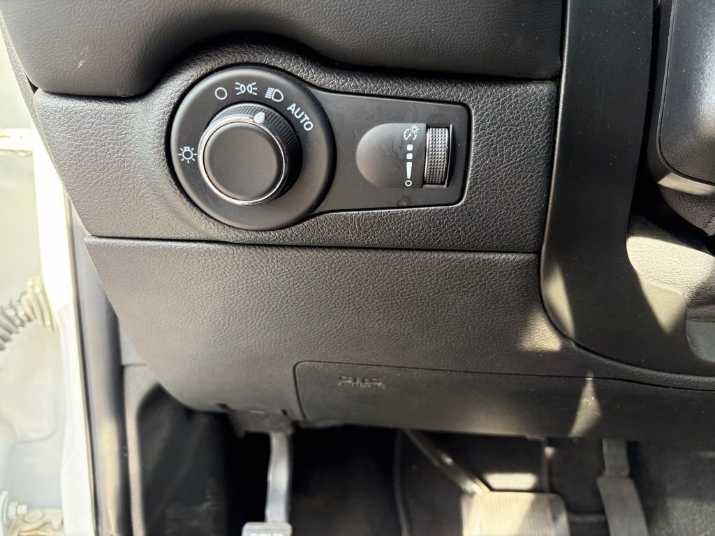 Used 2023 Dodge Durango GT image 16