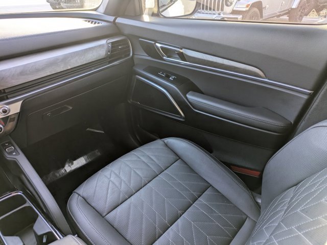 Used 2024 Kia Telluride EX X-Line image 15