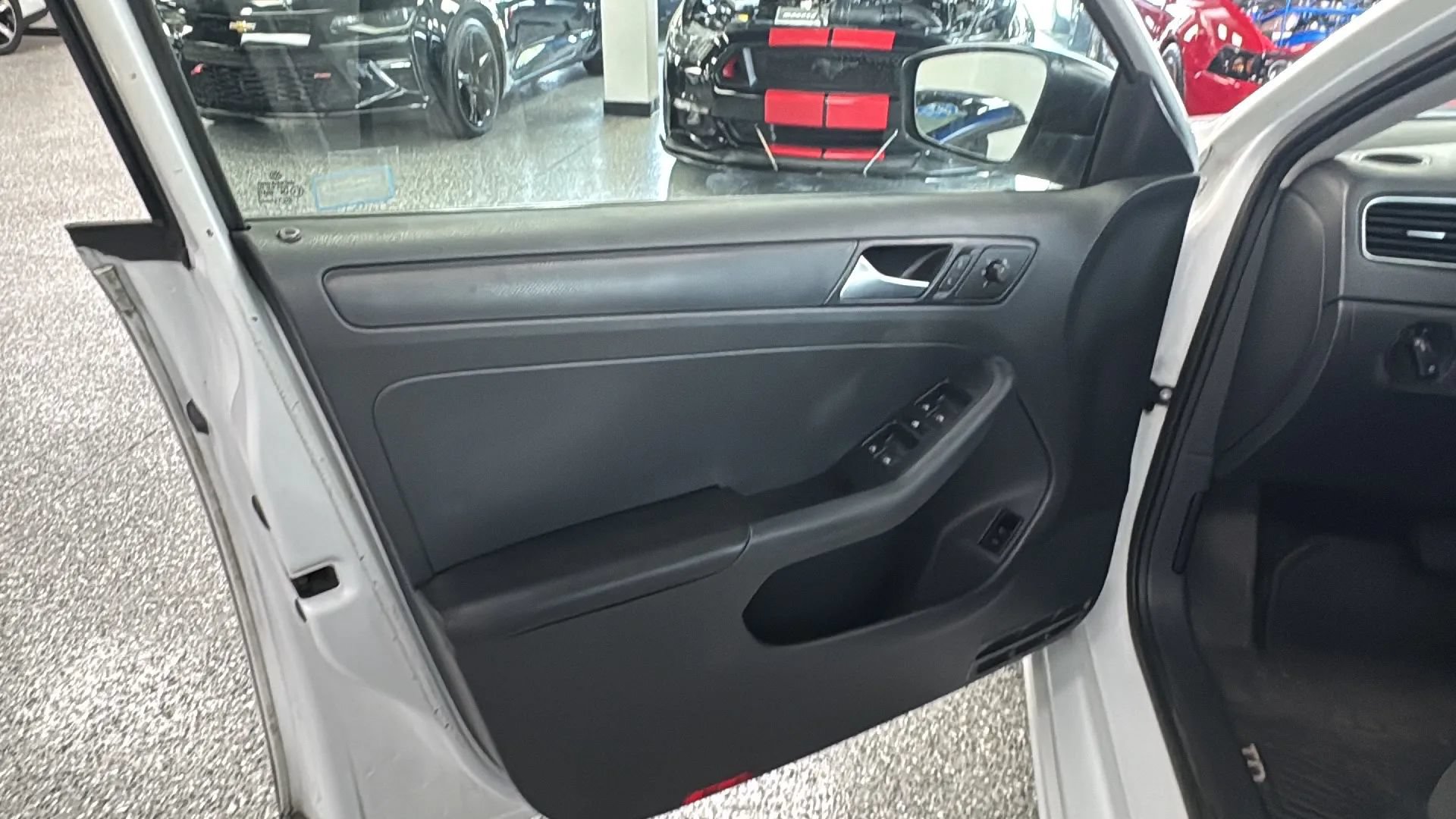 Used 2014 Volkswagen Jetta TDI Value Edition FWD image 20