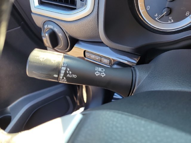 Used 2019 Nissan Titan SV w/ SV Convenience Package AWD/4WD image 24
