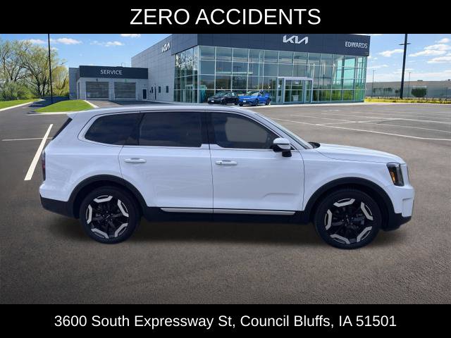 Used 2025 Kia Telluride EX w/ EX Captain's Chair Package AWD/4WD image 5