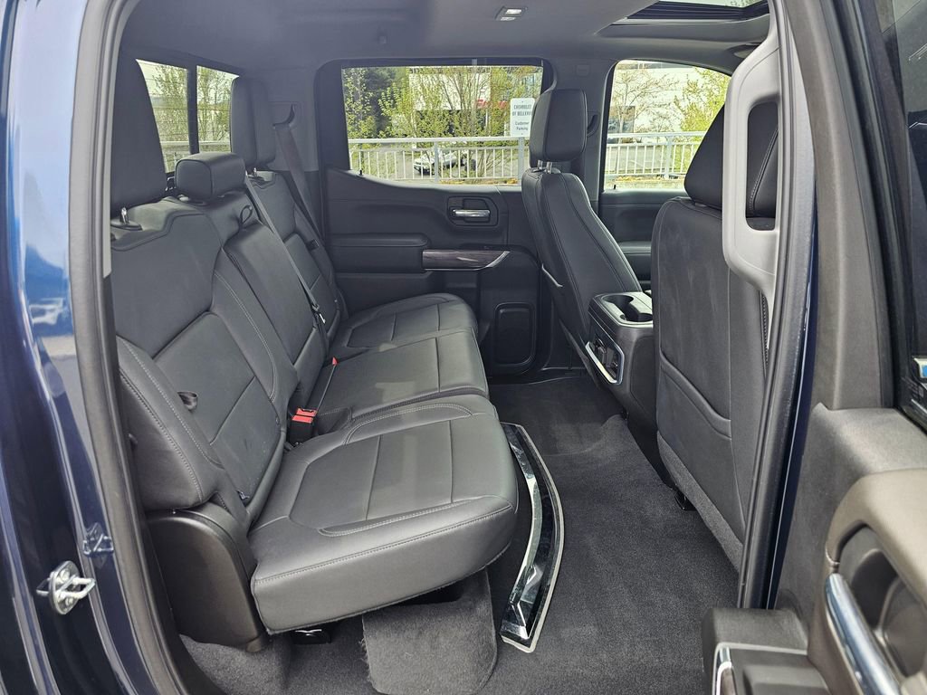 Used 2022 Chevrolet Silverado 1500 LTZ w/ LTZ Premium Package AWD/4WD image 12