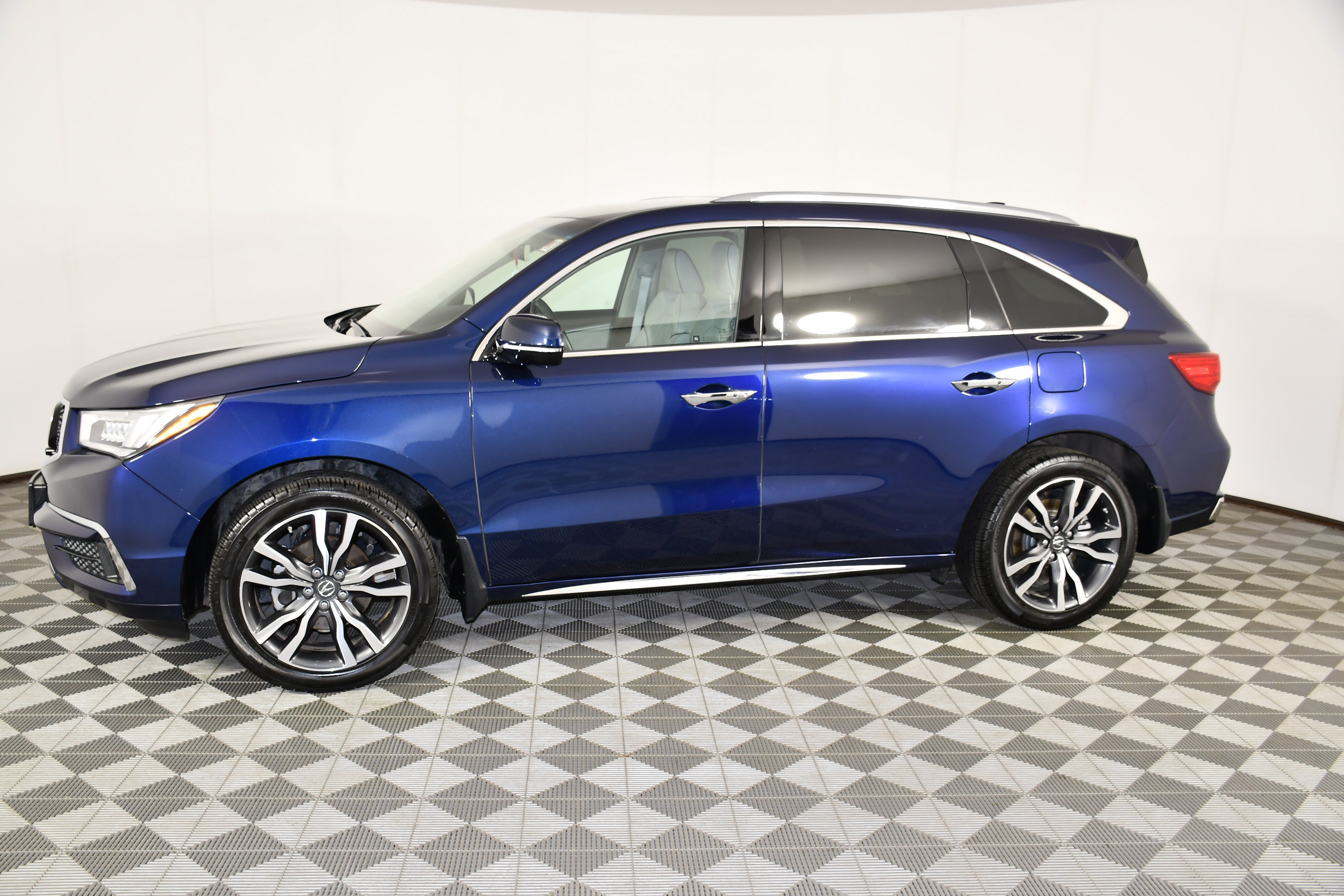Certified 2020 Acura MDX w/ Advance Package AWD/4WD image 8