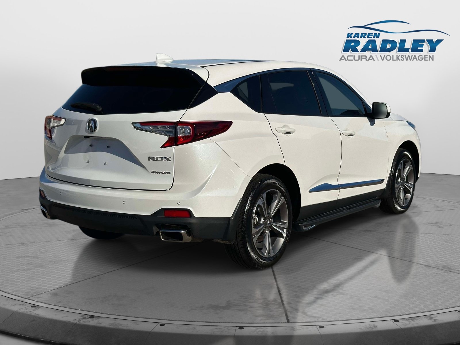 Used 2025 Acura RDX w/ Technology Package AWD/4WD image 2
