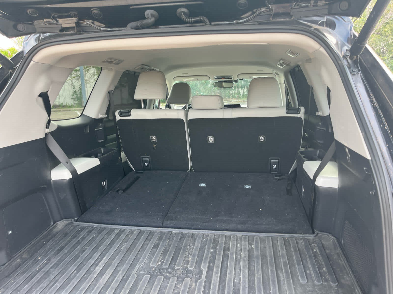 Certified 2024 Toyota Grand Highlander AWD image 8