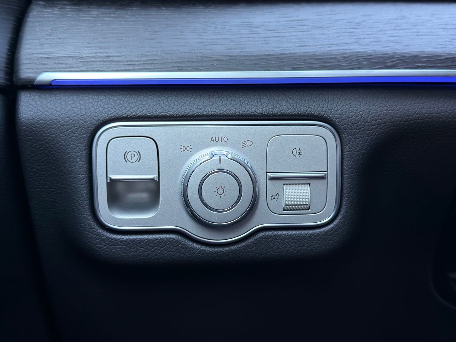 New 2026 Mercedes-Benz GLS 450 4MATIC image 25