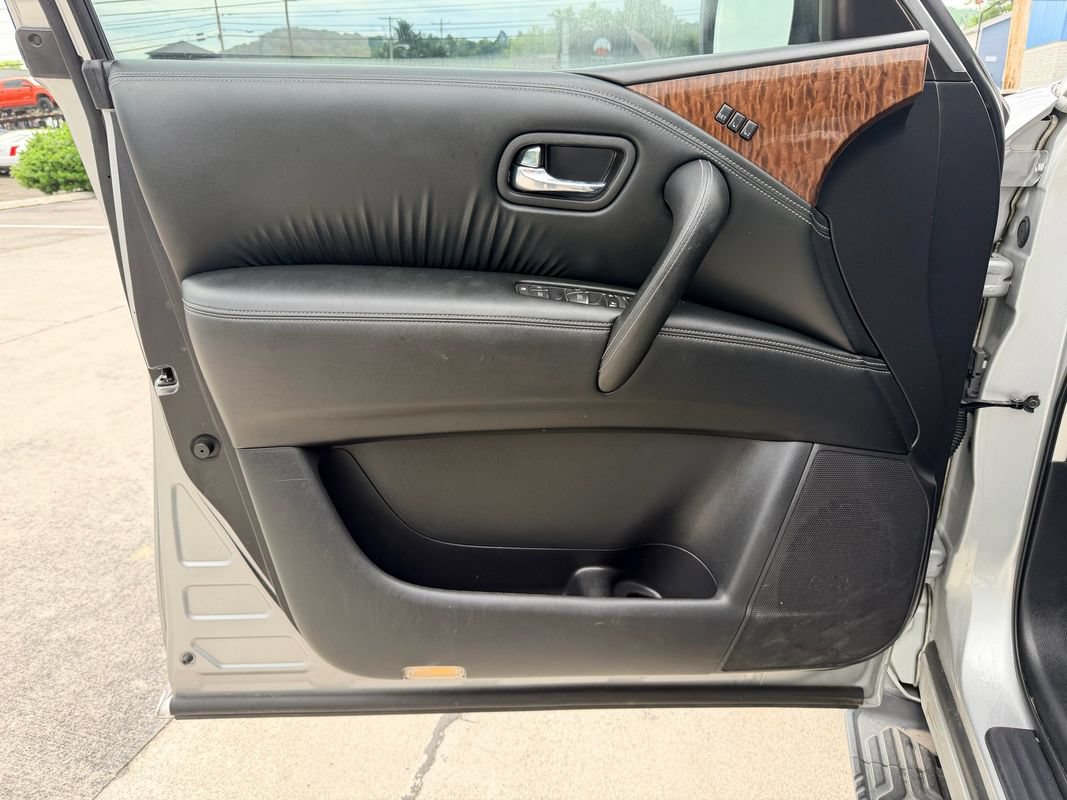 Used 2020 Nissan Armada SL w/ Premium Package RWD image 24