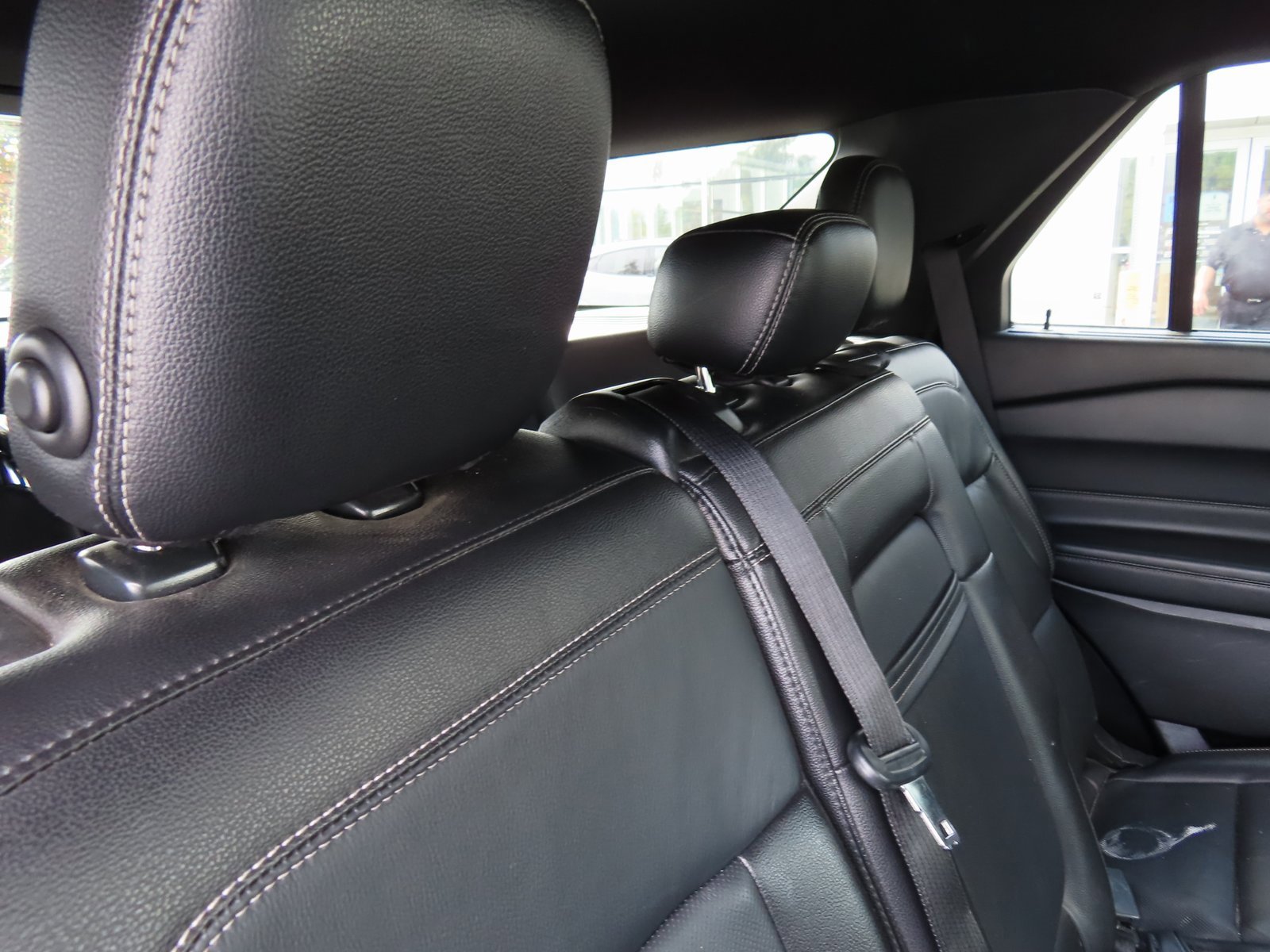 Used 2020 Ford Explorer Limited image 34