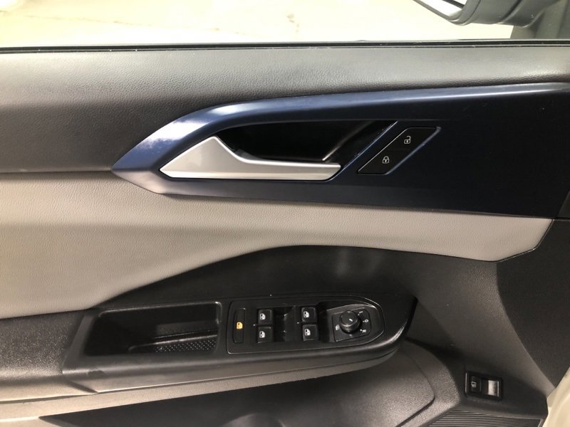 Used 2022 Volkswagen Taos SE image 19