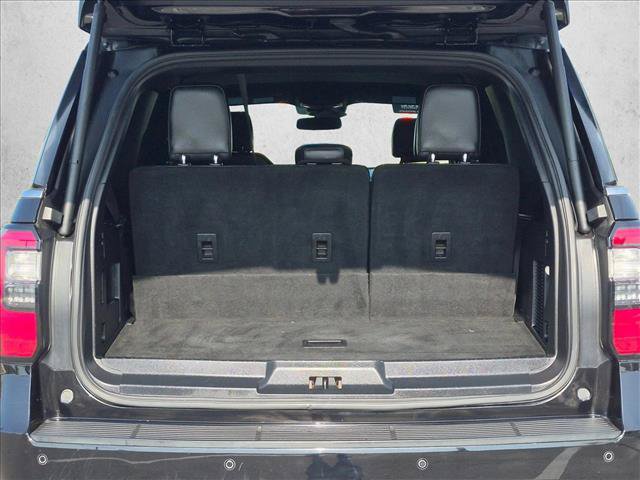 Used 2018 Ford Expedition Limited w/ Driver Assistance Package AWD/4WD image 6