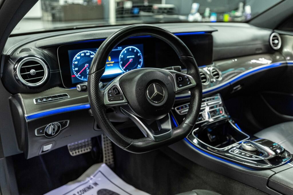 Used 2017 Mercedes-Benz E 43 AMG 4MATIC Sedan image 7