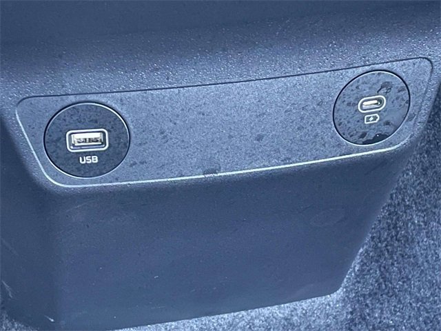 Used 2024 Kia EV6 Light image 37