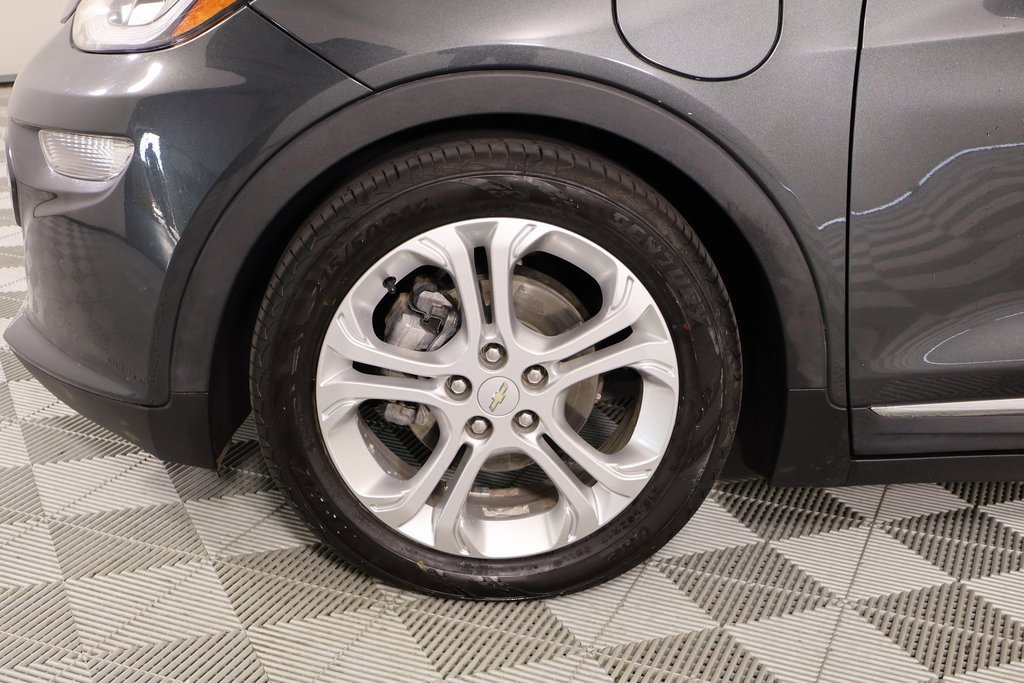 Used 2017 Chevrolet Bolt LT image 17
