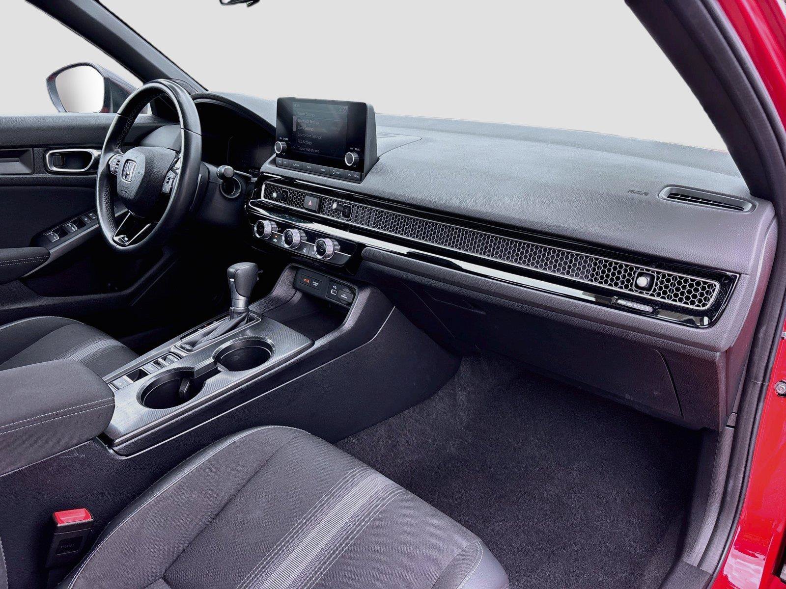 Certified 2024 Honda Civic Sport image 30