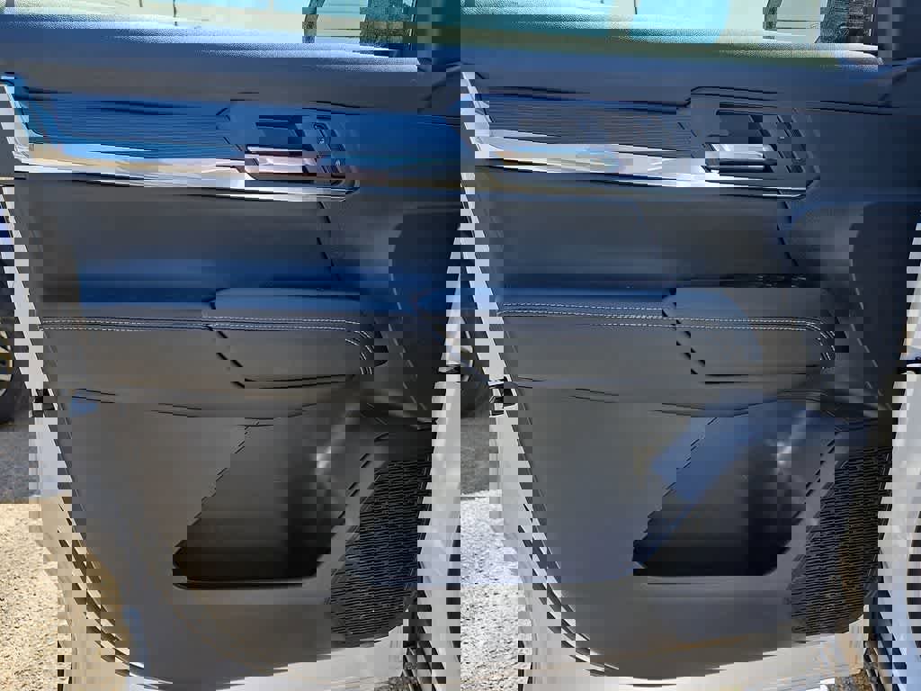 Used 2026 GMC Terrain Elevation image 12