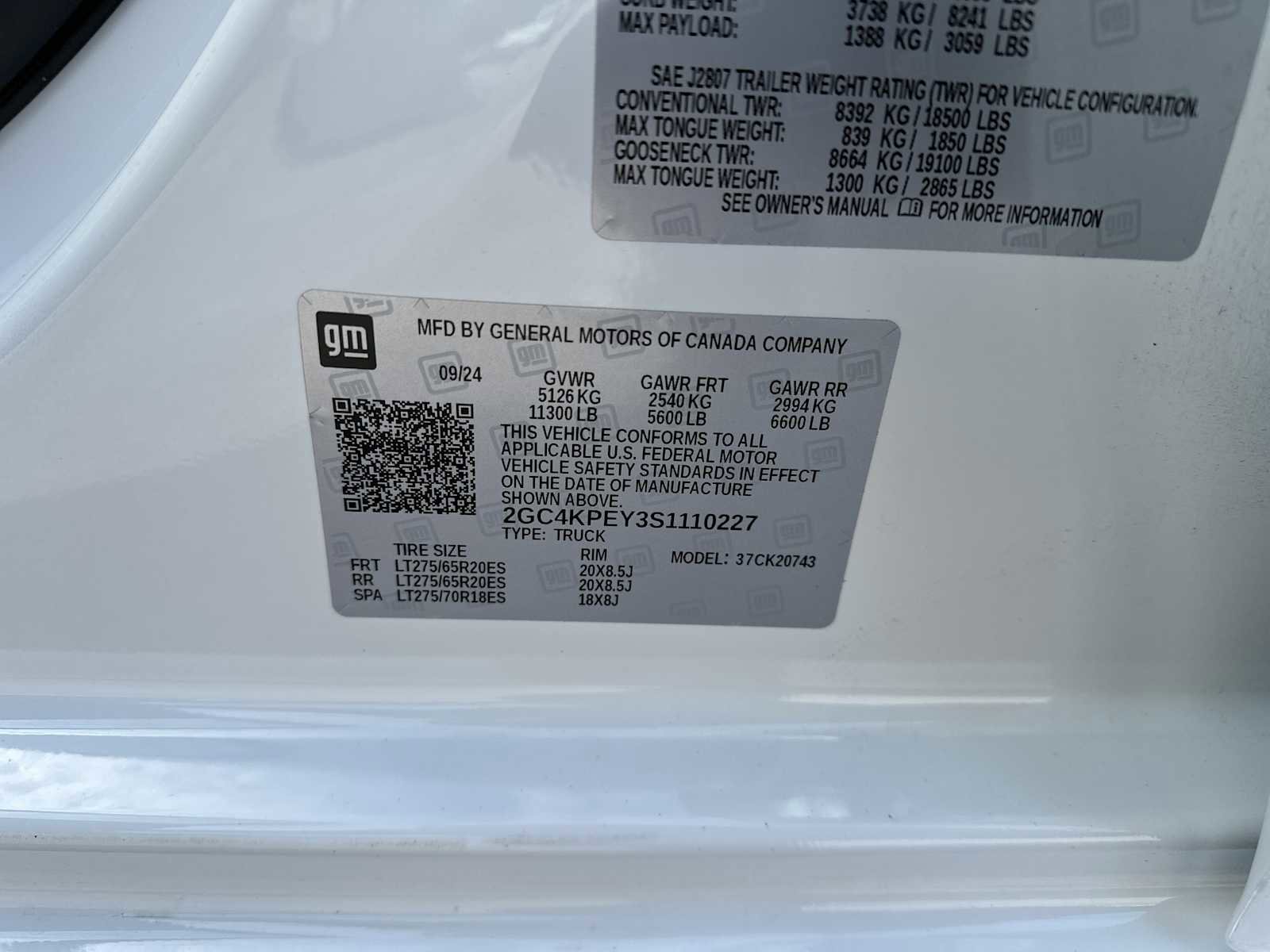 Used 2025 Chevrolet Silverado 2500 LTZ w/ Z71 Chrome Sport Edition image 36