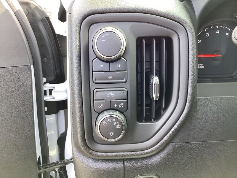 New 2026 Chevrolet Silverado 2500 Custom w/ Custom Convenience Package image 30
