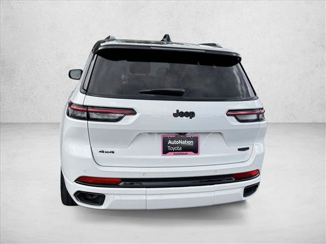 Used 2025 Jeep Grand Cherokee L Summit AWD/4WD image 6