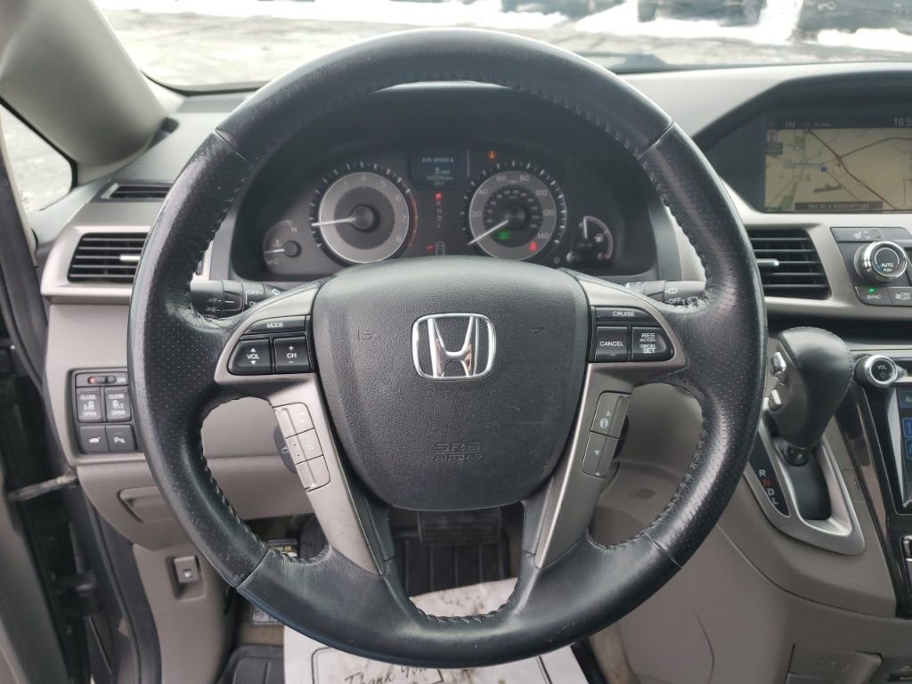 Used 2016 Honda Odyssey Touring Elite image 15